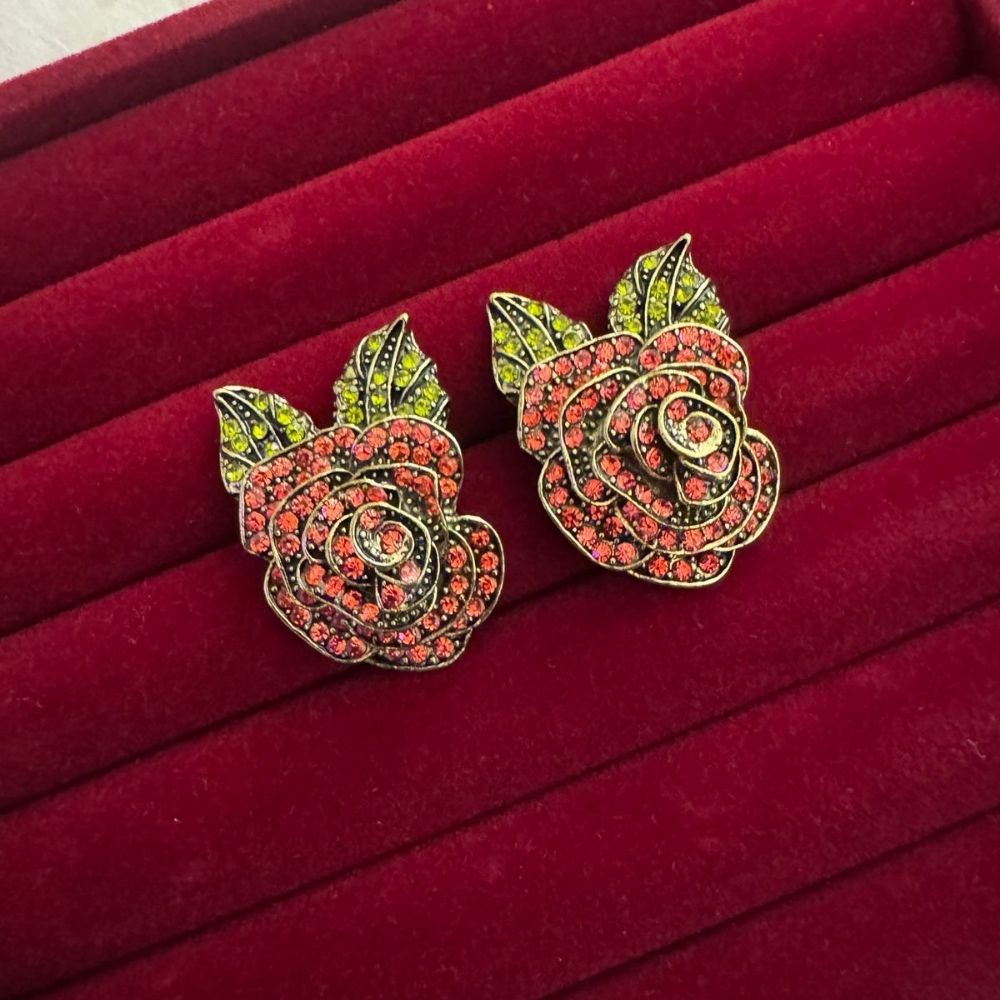 Vinatge Rose flower earrings