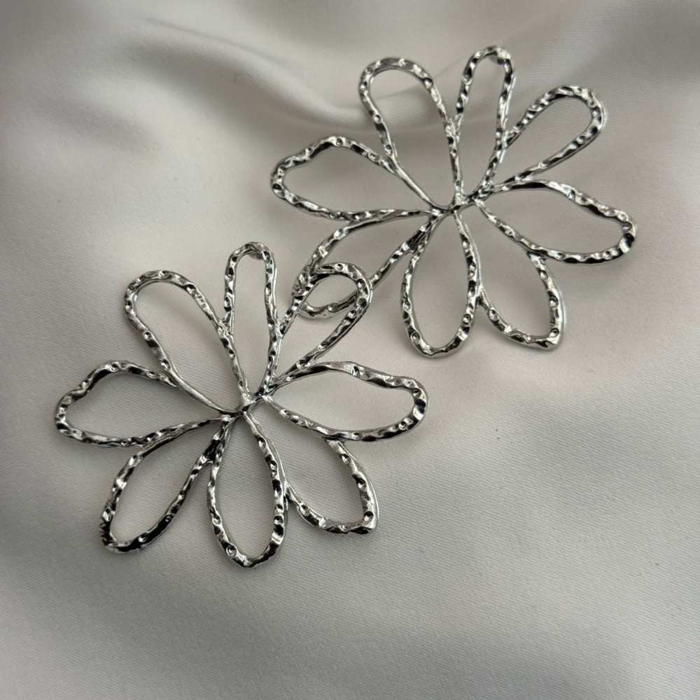 Gold Riptide Earrings