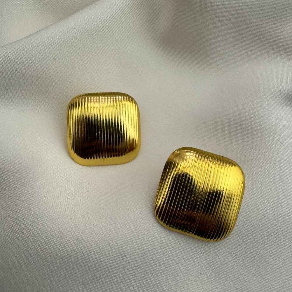 Velora Studs