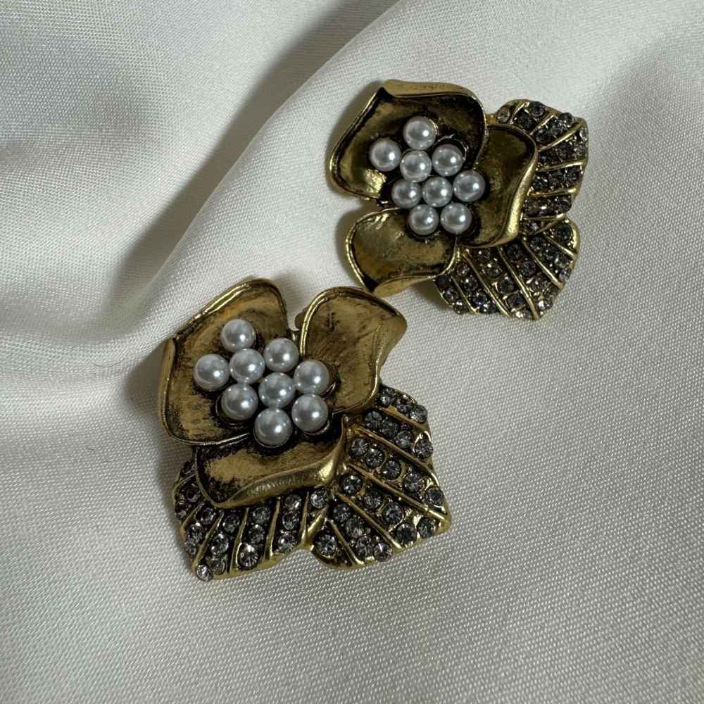 Antique Pearl Studs
