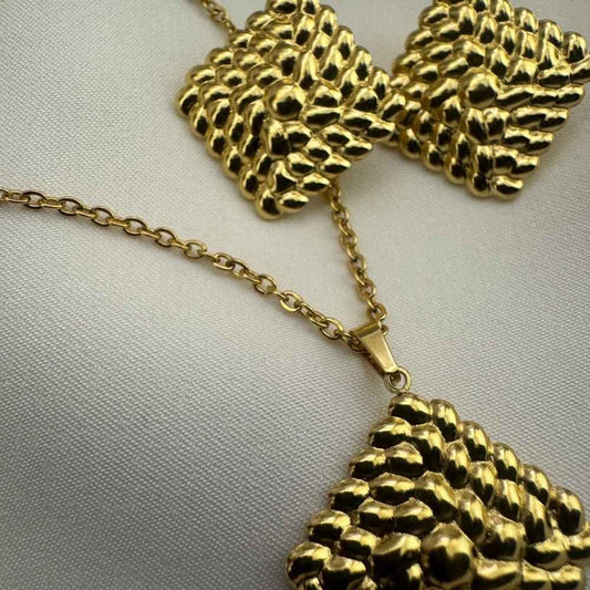 PopSteel Necklace Set