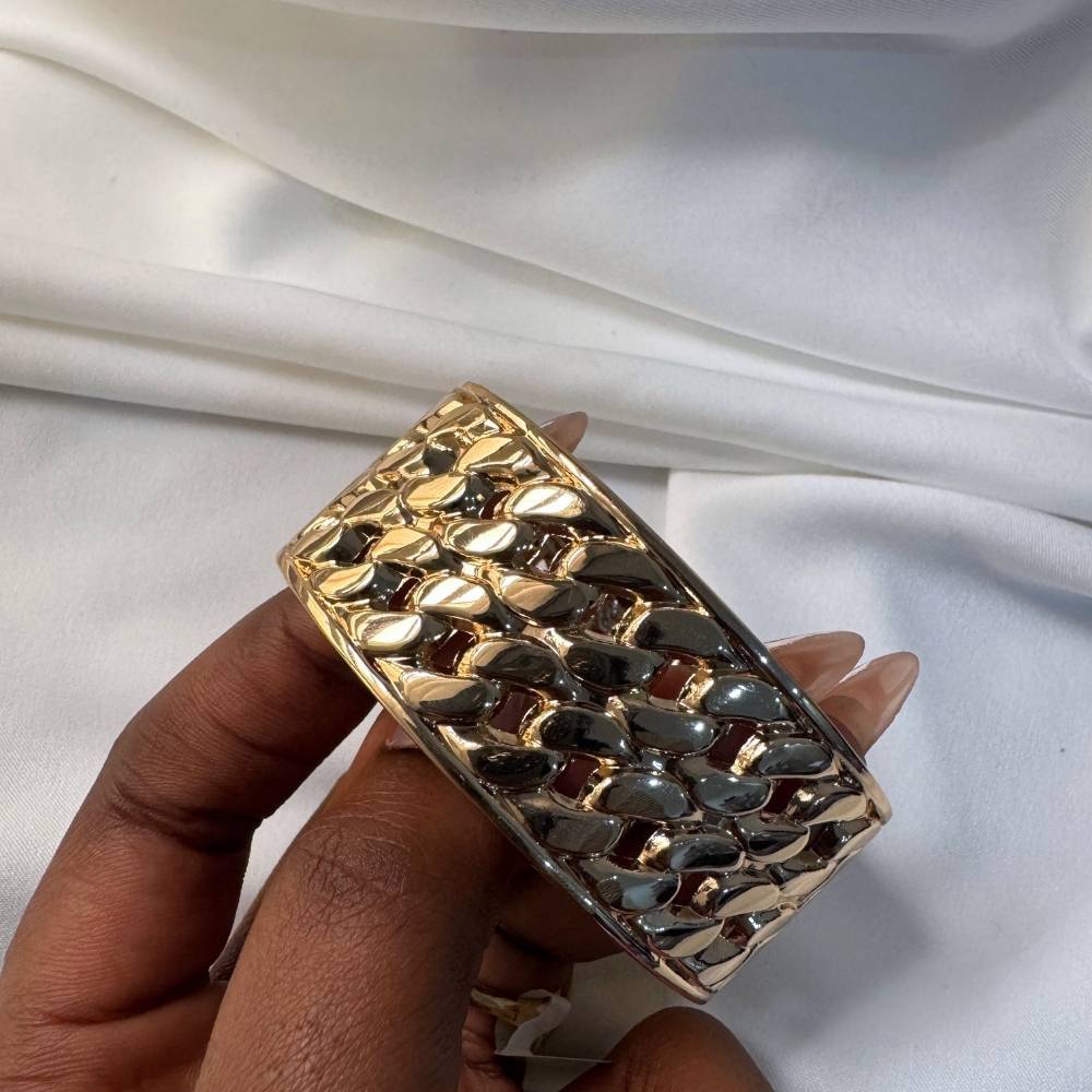 Chainlink Gold Cuff
