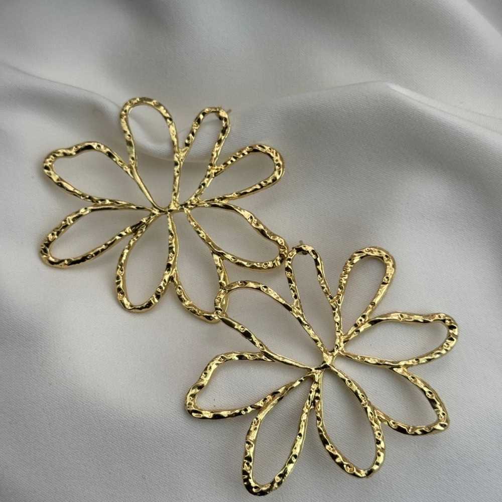 Gold Riptide Earrings