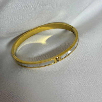 Shell Diamond Cuff