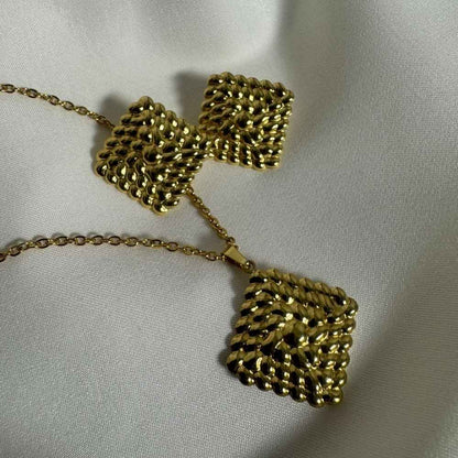 PopSteel Necklace Set
